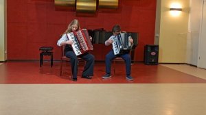 З. Жиро под небом Парижа