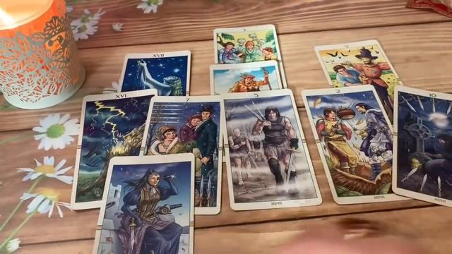 Что он чувствует к тебе сейчас ❤️🔥💐🍒Таро