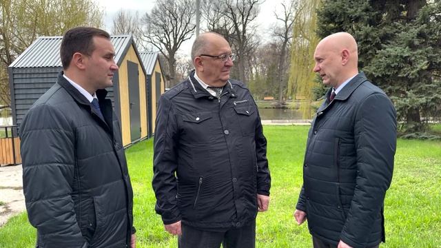 В Горпарке Саратова начались работы по благоустройству