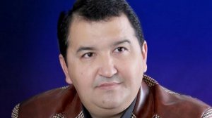 Азамат Отажонов куйлайди