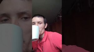 КЕФИР С БУЛОЧКА И ПАСХА