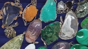 Каменная лавка( серьги, кулоны, кольца в меди, бусы 3 часть)