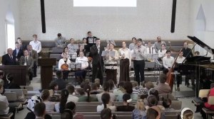 Тьма окутала Голгофский холм..