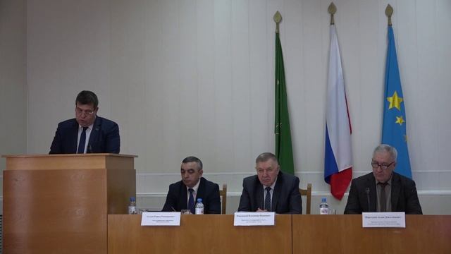 Состоялось заседание сессии СНД, где подведены итоги деятельности администрации