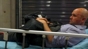 Суд оставил под арестом напавших на корреспондента "Известий"