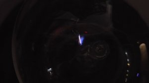 Разряды в сгоревшей лампе накаливания 0011