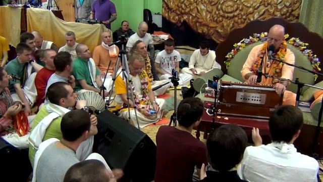 04 05 17 Гаура арати в КЦ Гаура