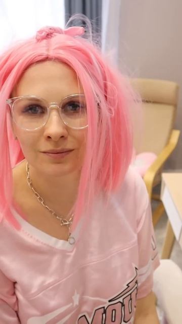 Она учитель узнала, что ты ведешь блог