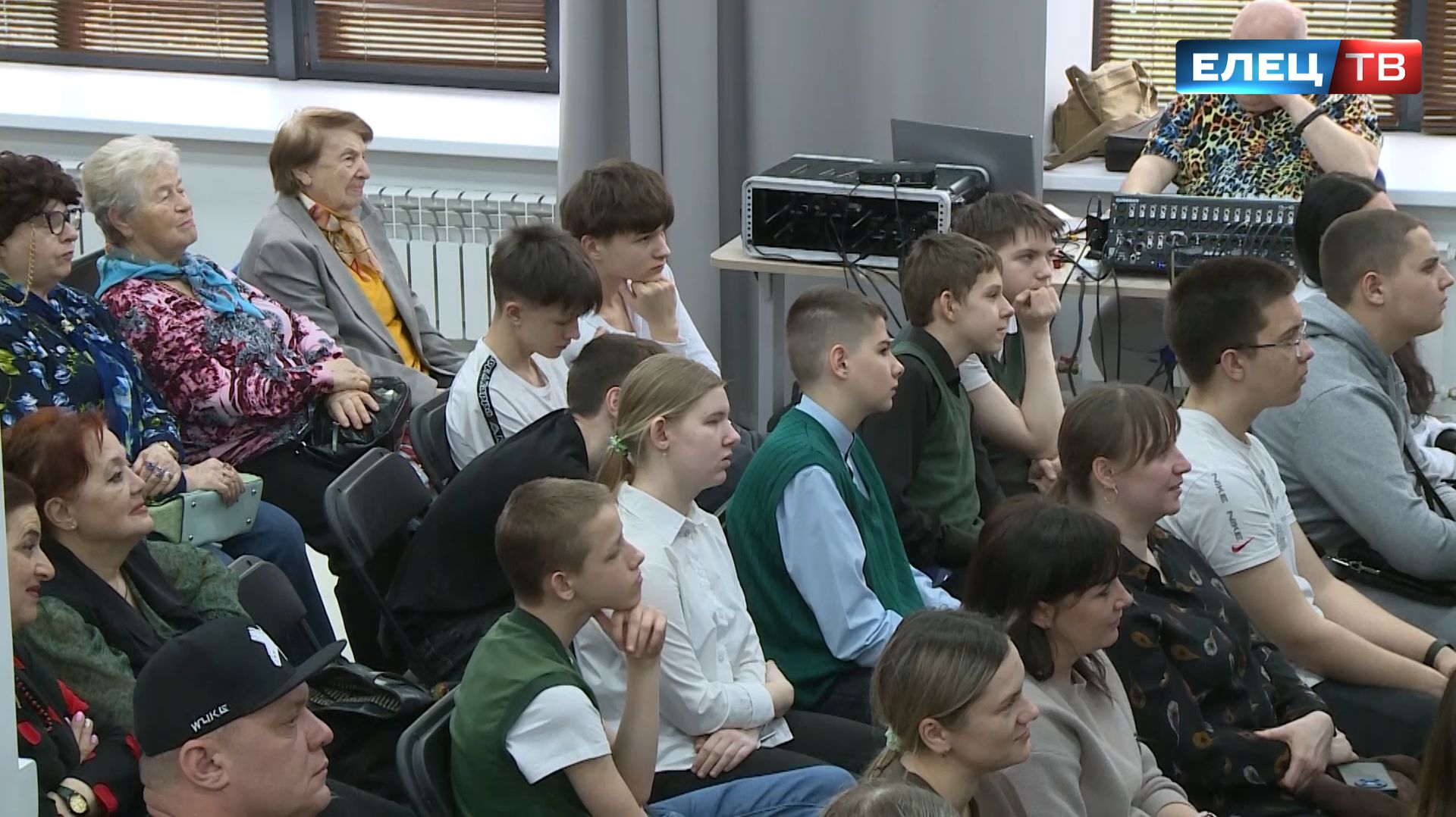 Космическая ретроспектива прошла ко Дню космонавтики в библиотеке им. Салтыкова-Щедрина