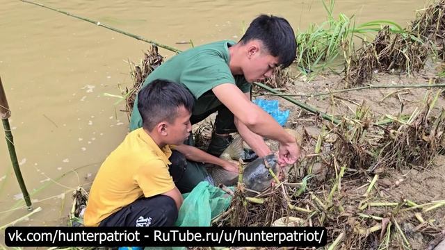 Ловля карпа после шторма: 2 парня поймали трофейного карпа весом 10 кг на продажу — секреты и навыки
