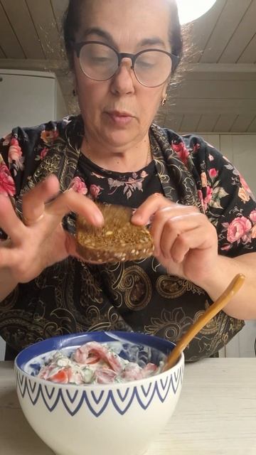 ПОЛЕЗНЫЙ И ВКУСНЫЙ САЛАТ.