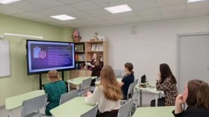 Информационный видеоролик на конкурс «Лучший учитель-предметник и лучший учитель начальных классов»