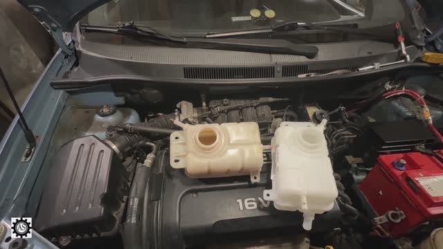 Шевроле Авео T250 Ставим новый расширительный бачок GM. Что купить?
