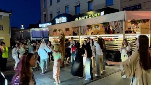 Москва ночью яркие огни и мощная атмосфера ночной жизни столицы ✨