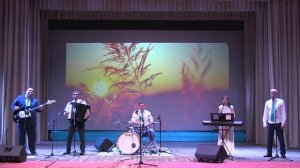 «Зорька алая» - солист А.Востриков