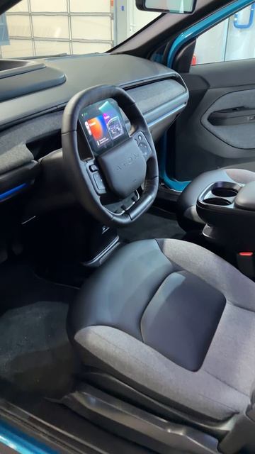 Атом вот-вот встанет на конвейер, любопытно было посмотреть на него! #электромобиль #электрокар