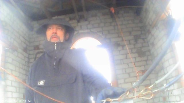 Колокольный звон к началу Божественной Литургии 13 апреля 2026