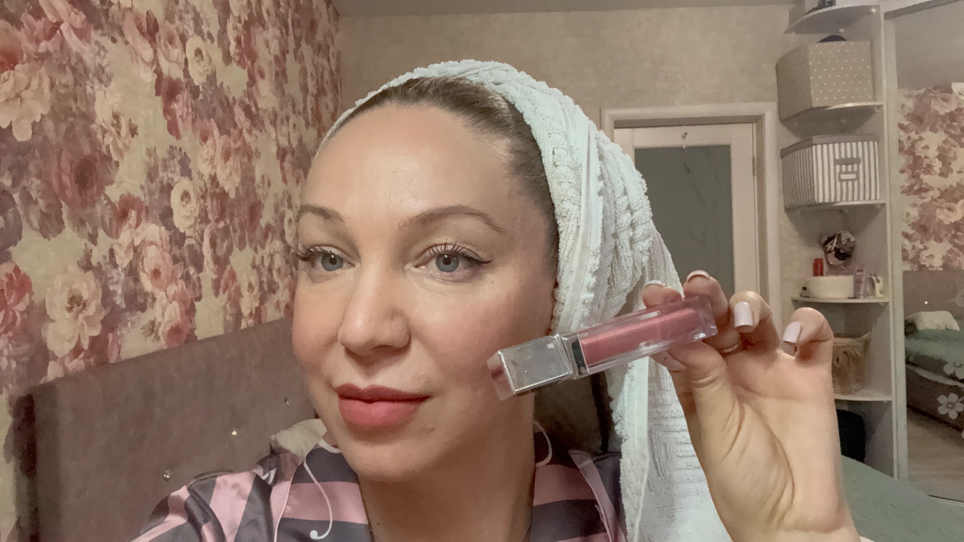 13-04-2026 БЫСТРЫЙ МАКИЯЖ 💄МОЙ АУТФИТ 🎀