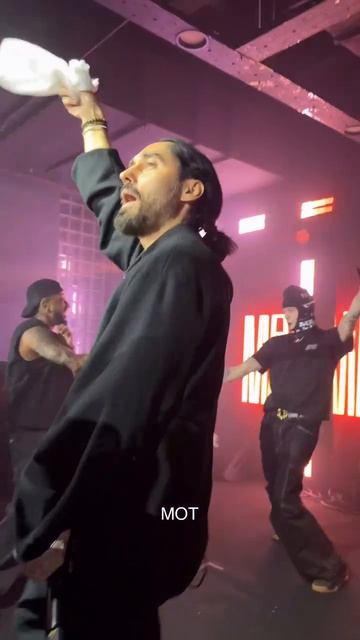 Зачем Дубай, если он пришел к нам сам?