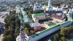 Троице-Сергиева лавра .