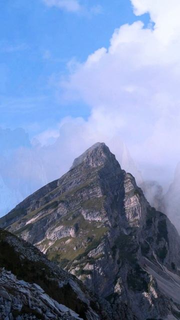 Каменные великаны