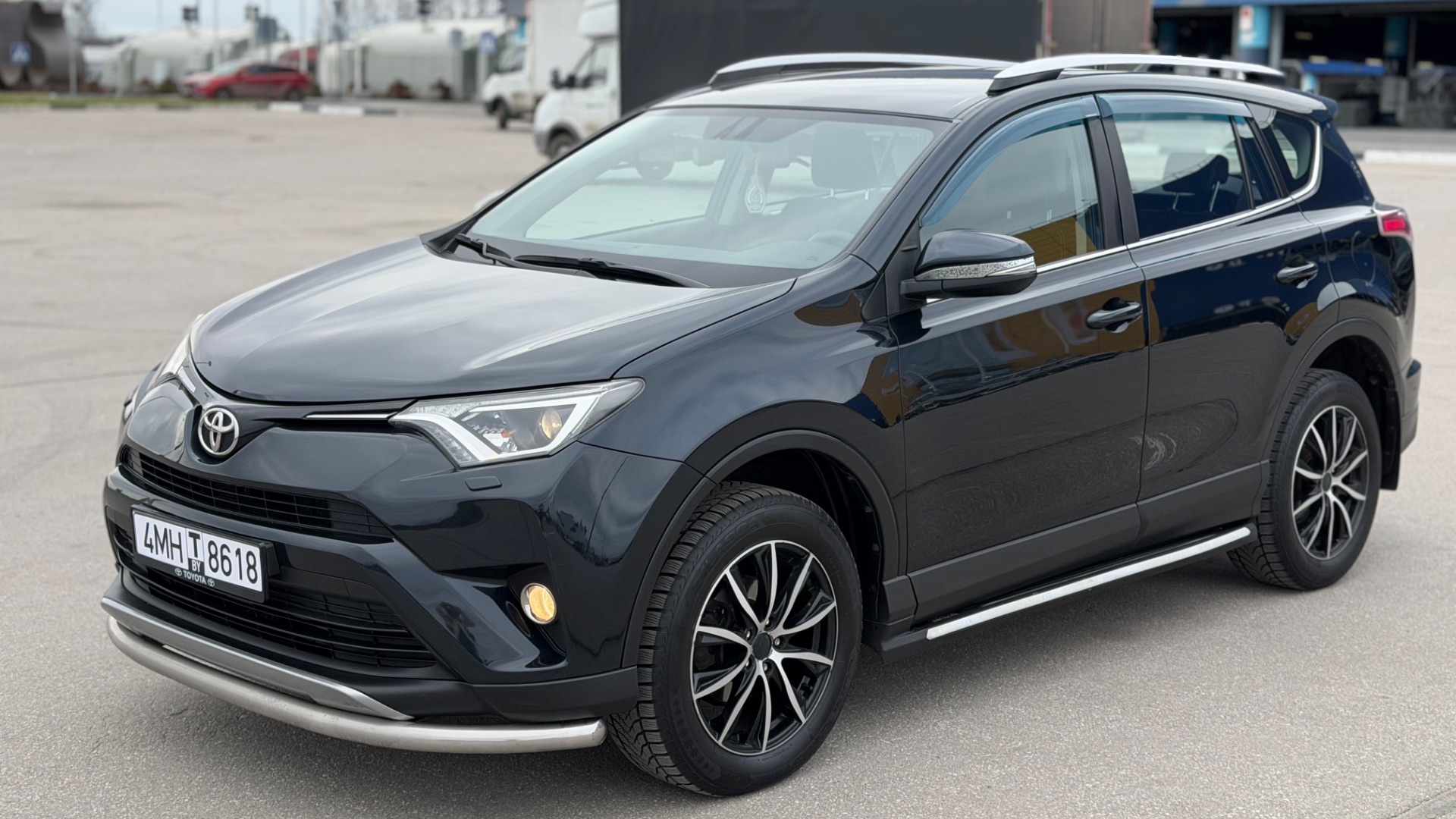 Toyota RAV4 2017г
