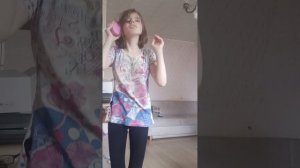 я Ксюша яя отец.