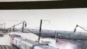 Поезд Владивосток — Москва столкнулся с зерновозом в Амурской области

Китайский водитель грузовика