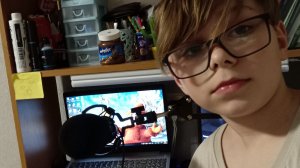 распаковка нового микрофона