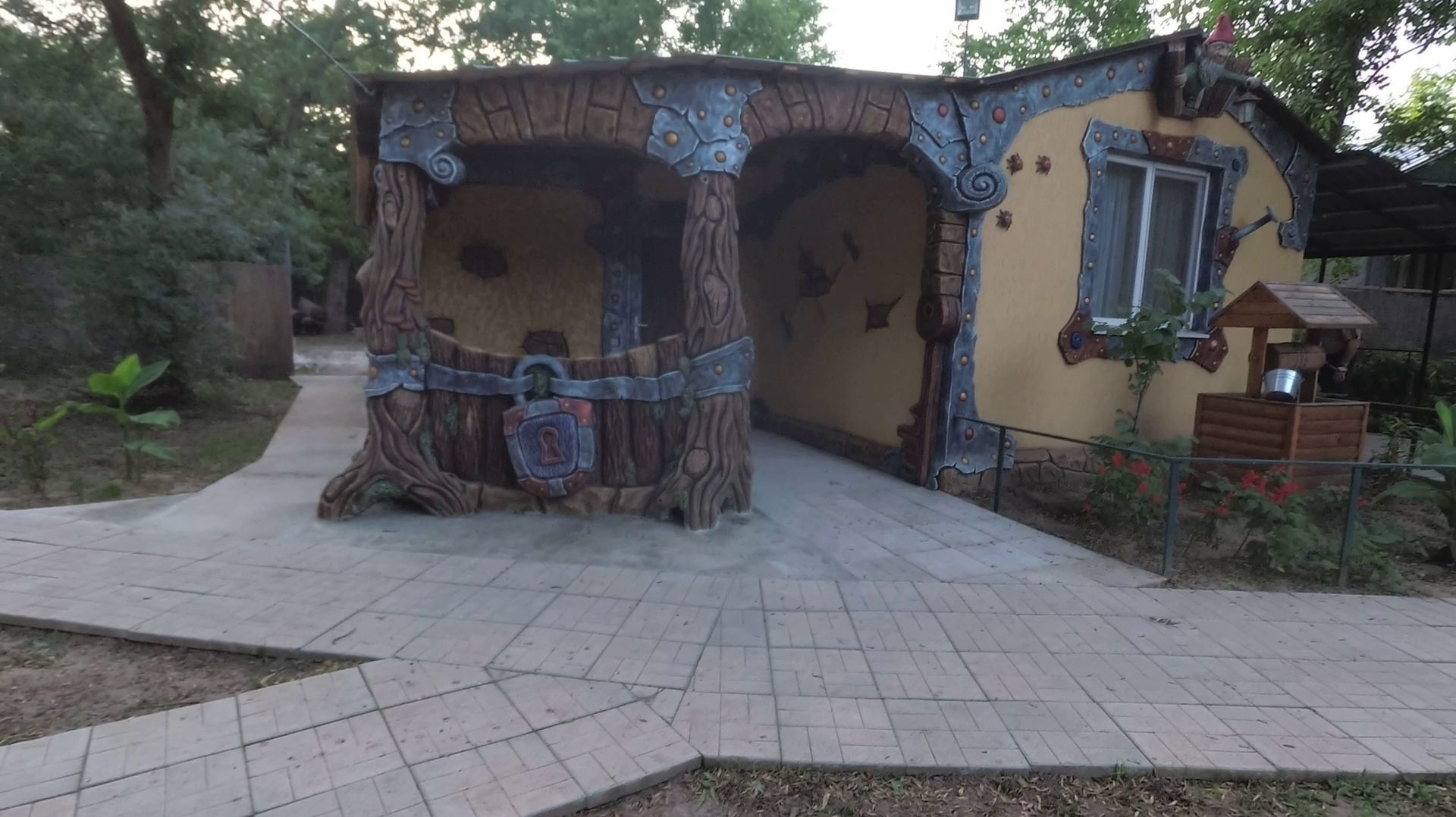 дачный домик в  ресторане. арт бетон.