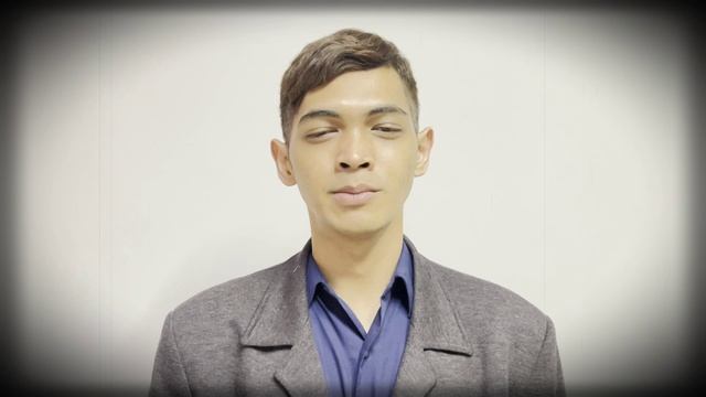 Иннокентий Анненский. Среди миров — читает Пурномо Путро Сетьо