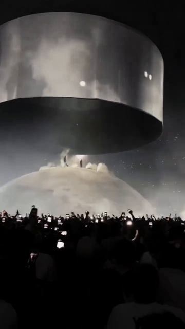 Канье Уэст, Виктор Цой
Группа крови (ИИ)