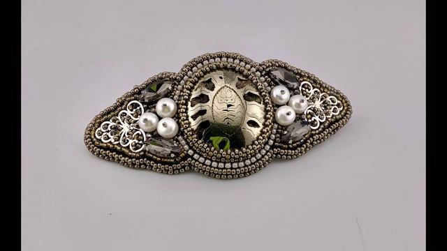 Заколки-автомат ручной работы: эксклюзивность бисера и натуральных камней.