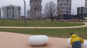 Бабушка разрешает всё. С внуком, отдыхаем.