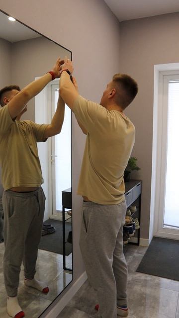 у кого также?