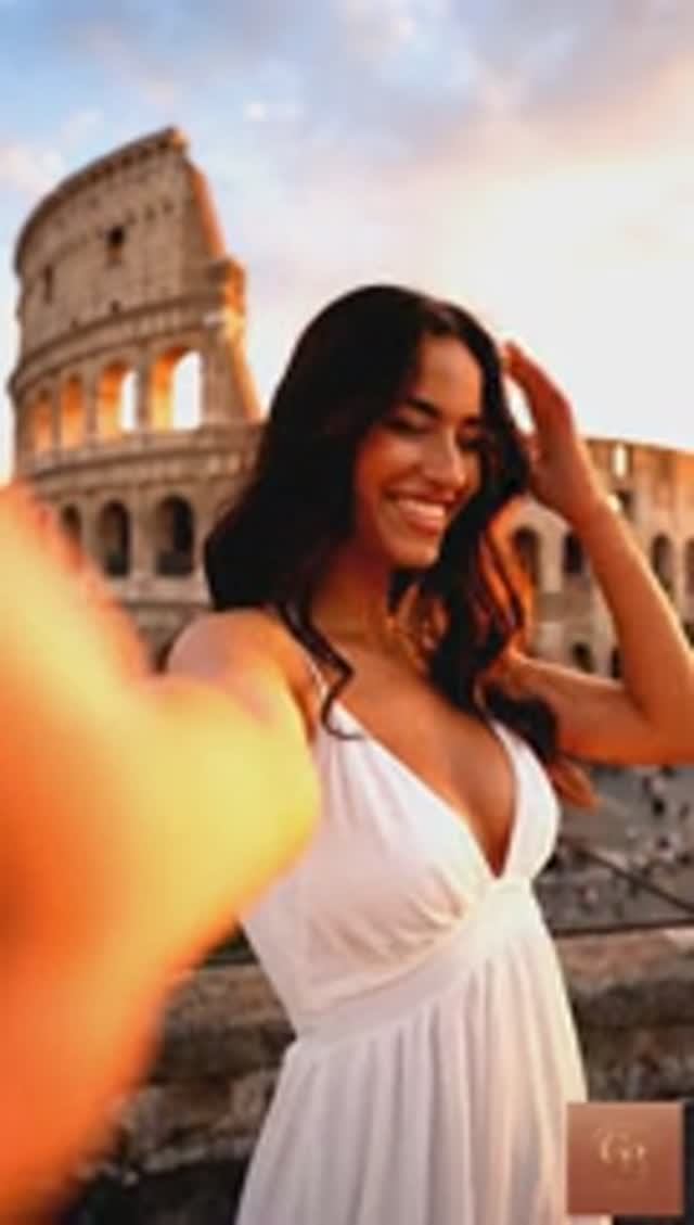 Римская страсть: девушка у Колизея закружилась в танце