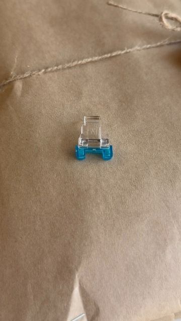 Как пришить пуговицу на швейной машине?