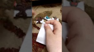 персонаж или скрепыш? распаковка. сделал сам.