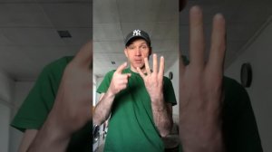 Сколько у меня каналов? Ответ удивил! | Жестовый язык