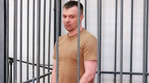 Суд оставил под арестом владельца фирмы, избившего журналиста "Известий"