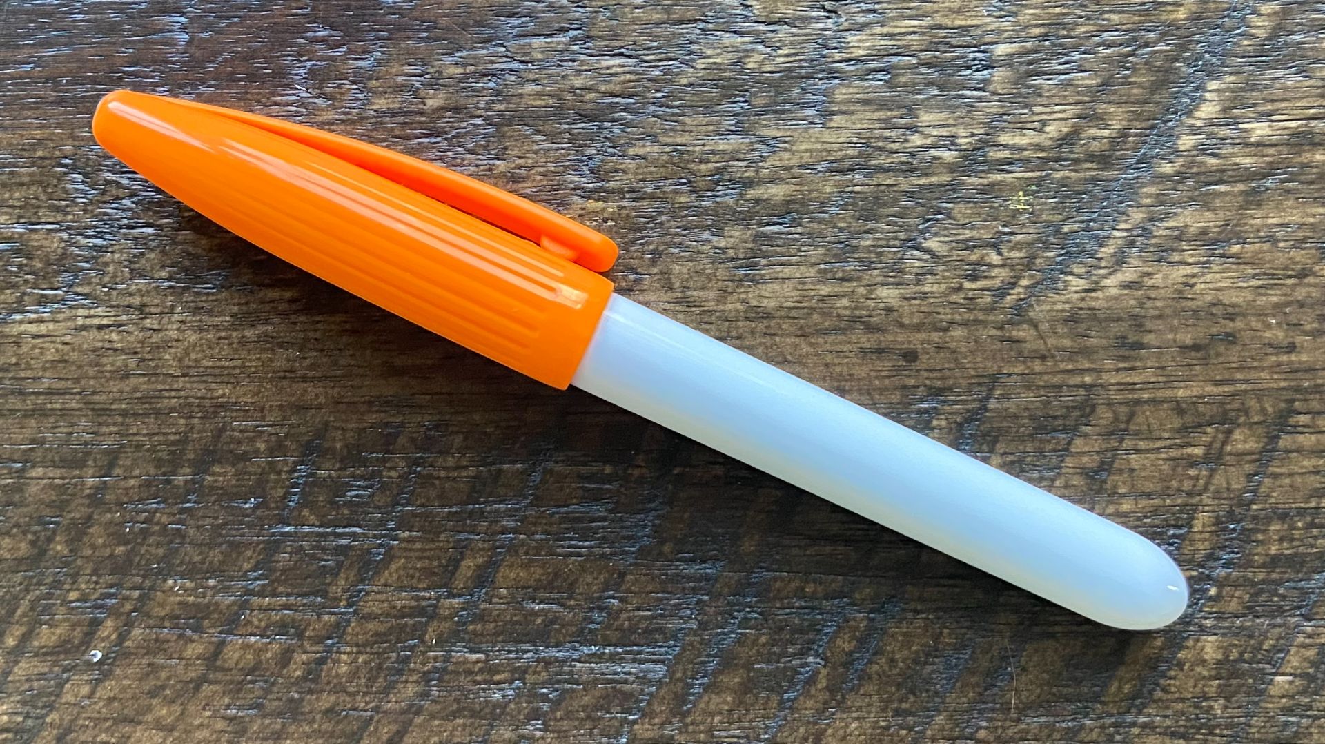 Перьевая ручка Jinhao 313 с пером F