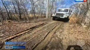 Бездорожье в Раздольном: застрявшую скорую помощь вызволяли сотрудники МЧС