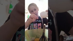 готовлю кекс в кружке