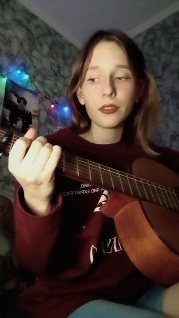 Одно и то же IOWA на гитаре от Даниэллы