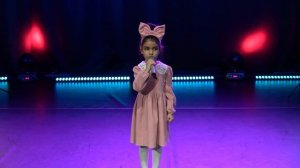 Самые юные ученики Westend на вокальном концерте