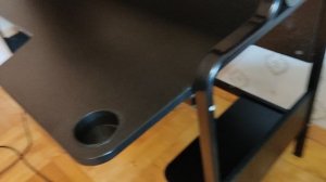 Компьютерный стол IKEA fredde