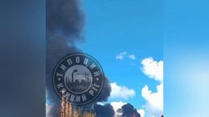 🇷🇺🛩️💥Ещё кадры поражения утром «Геранями» объектов в Кривом Роге…🇺🇦