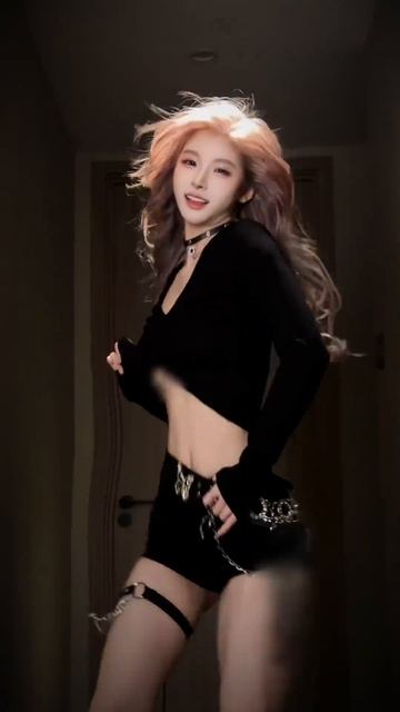 𝓒𝓵𝓾𝓫𝓫𝓲𝓷' 𝓐𝓬𝓪𝓹𝓮𝓵𝓵𝓪💓