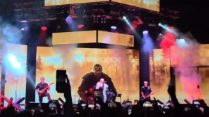 Сейчас в Ульяновске в Волга Спорт Арене выступает “Радио Тапок“😍  👉️