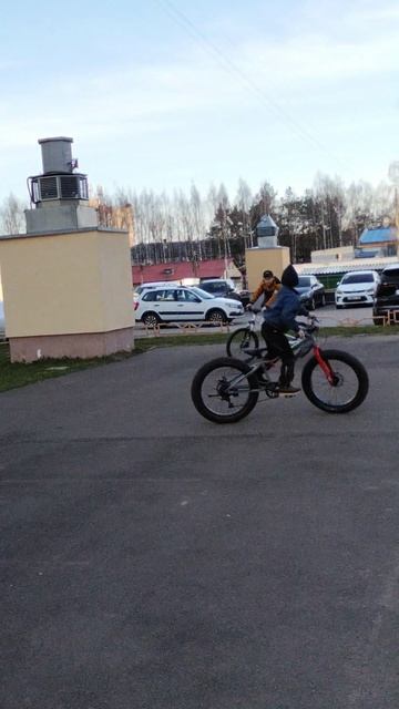 трюки на байке